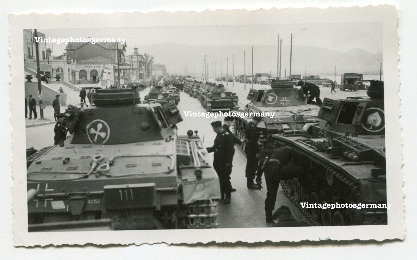 Pz.Kpfw. III Ausf.H (Fgst.Nr.66154) {001}{a}.jpg